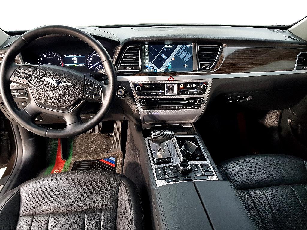 Genesis G80 - Vista 5