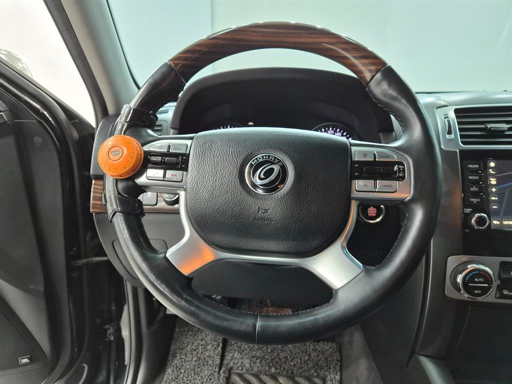 KIA Mohave - Vista 9