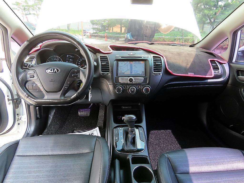 KIA K3 - Vista 7