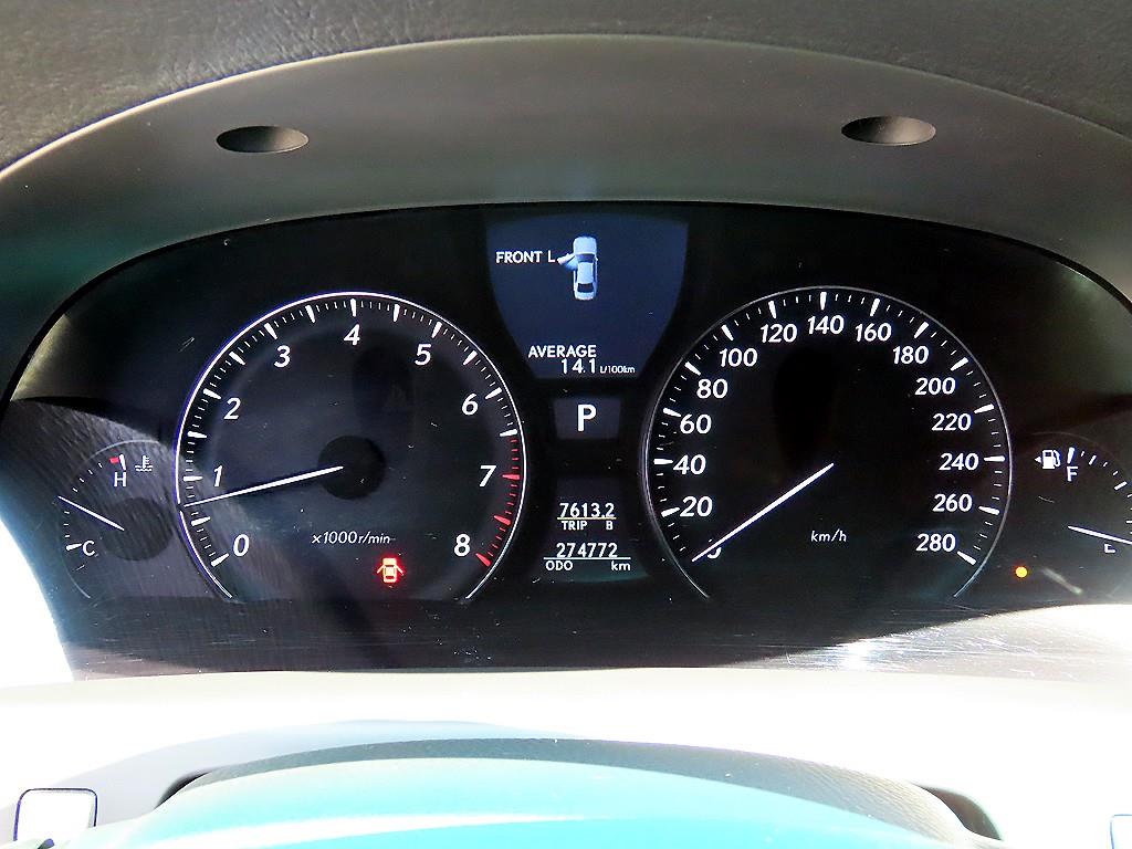 Lexus LS - Vista 9