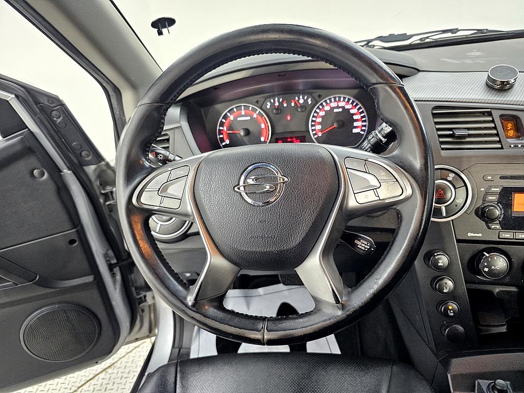 Ssangyong Korando - Vista 12
