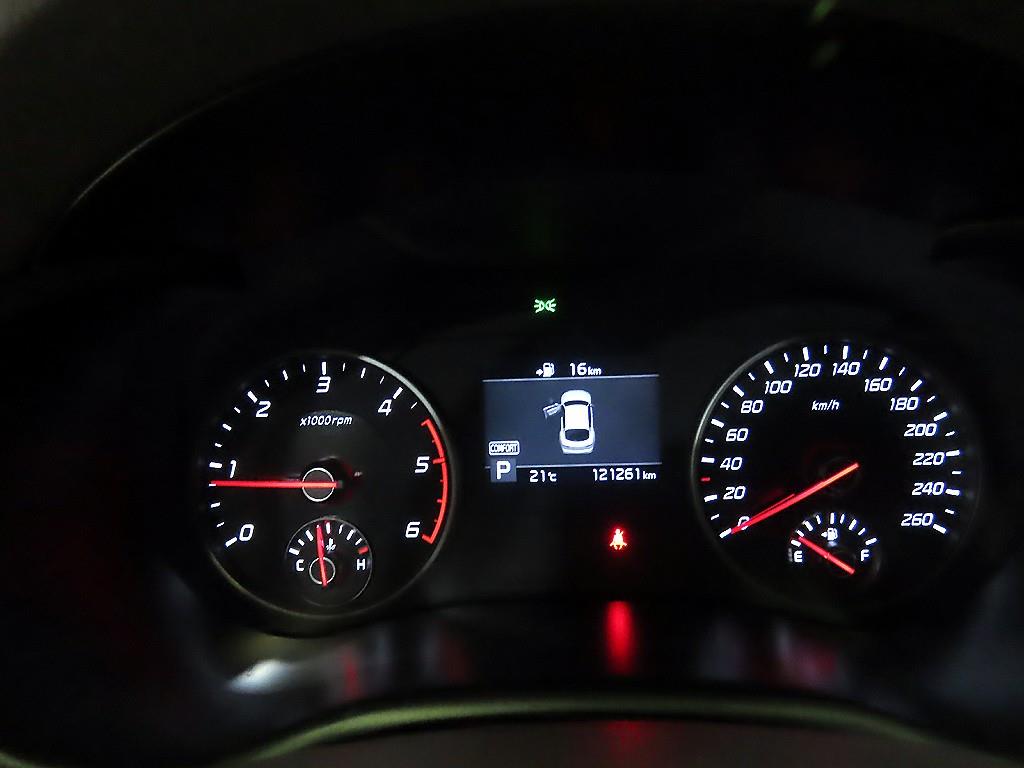 KIA Stinger - Vista 9