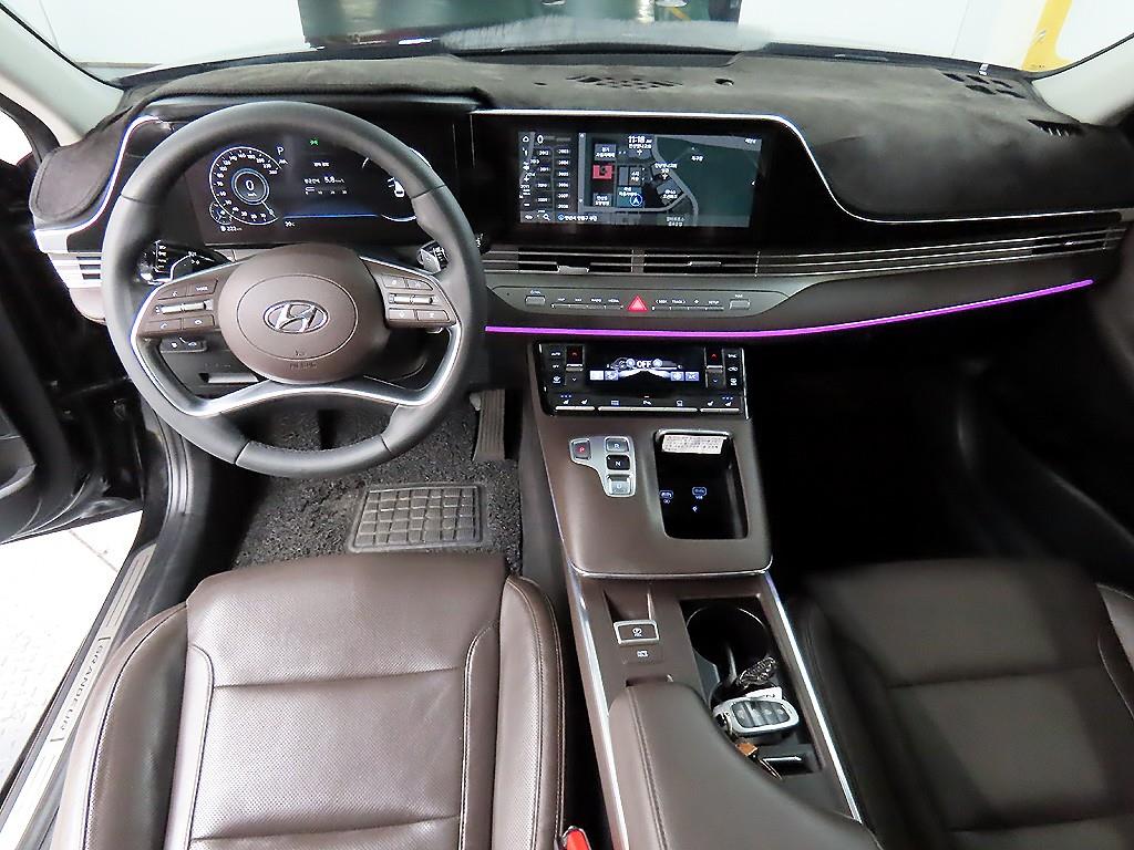 HYUNDAI Grandeur - Vista 7