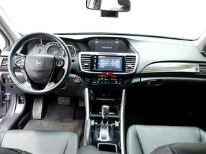 Honda Accord - Vista 10
