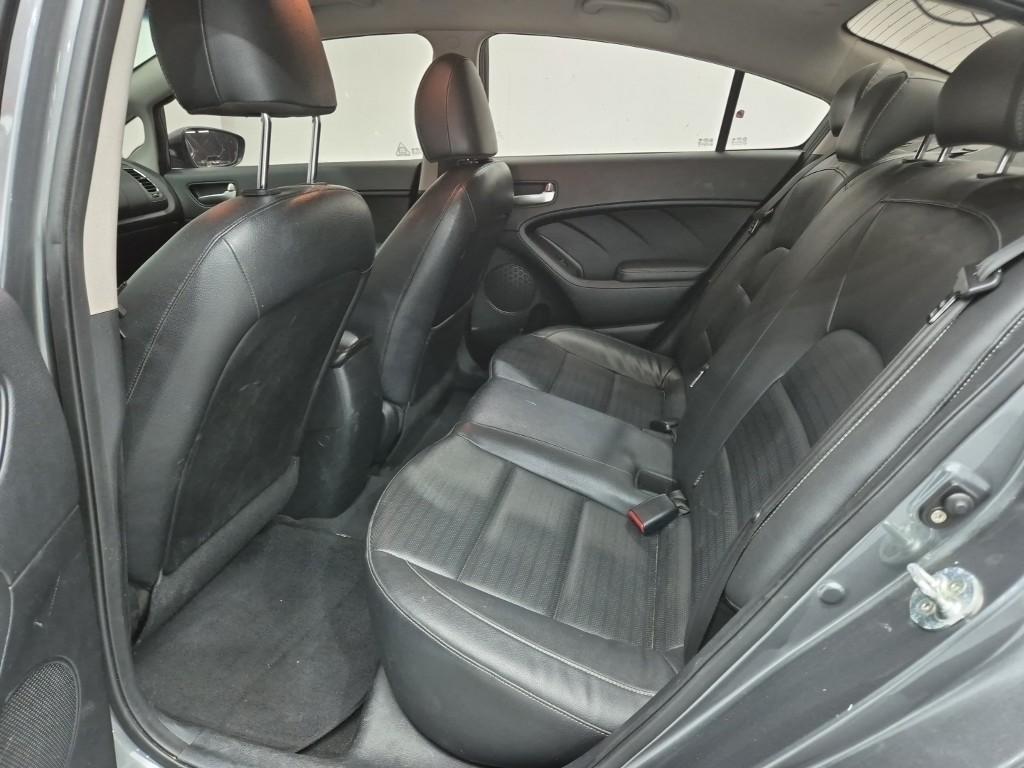 KIA K3 - Vista 12