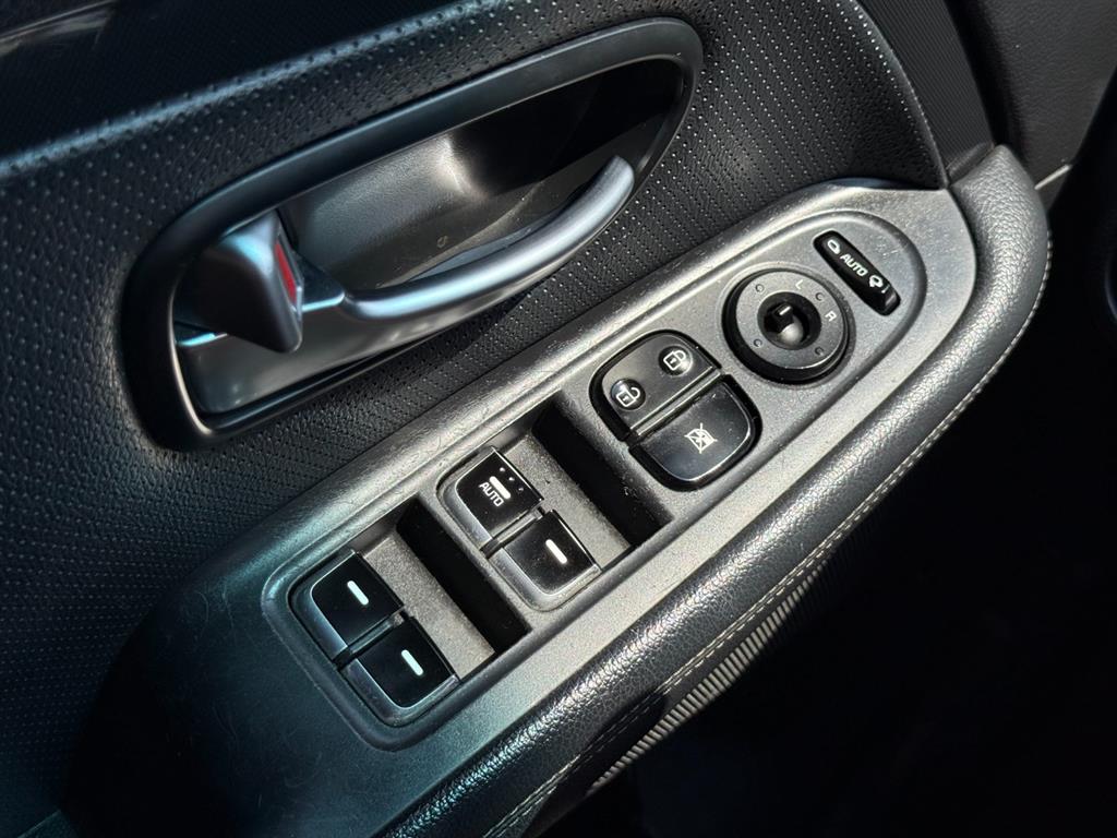 KIA Carens 2014 Gris - Importación desde Corea - HF Imports Iquique - Foto 14