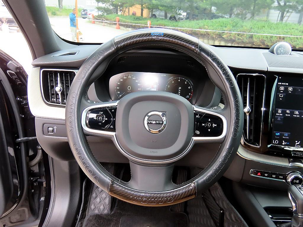 Volvo XC60 - Vista 8