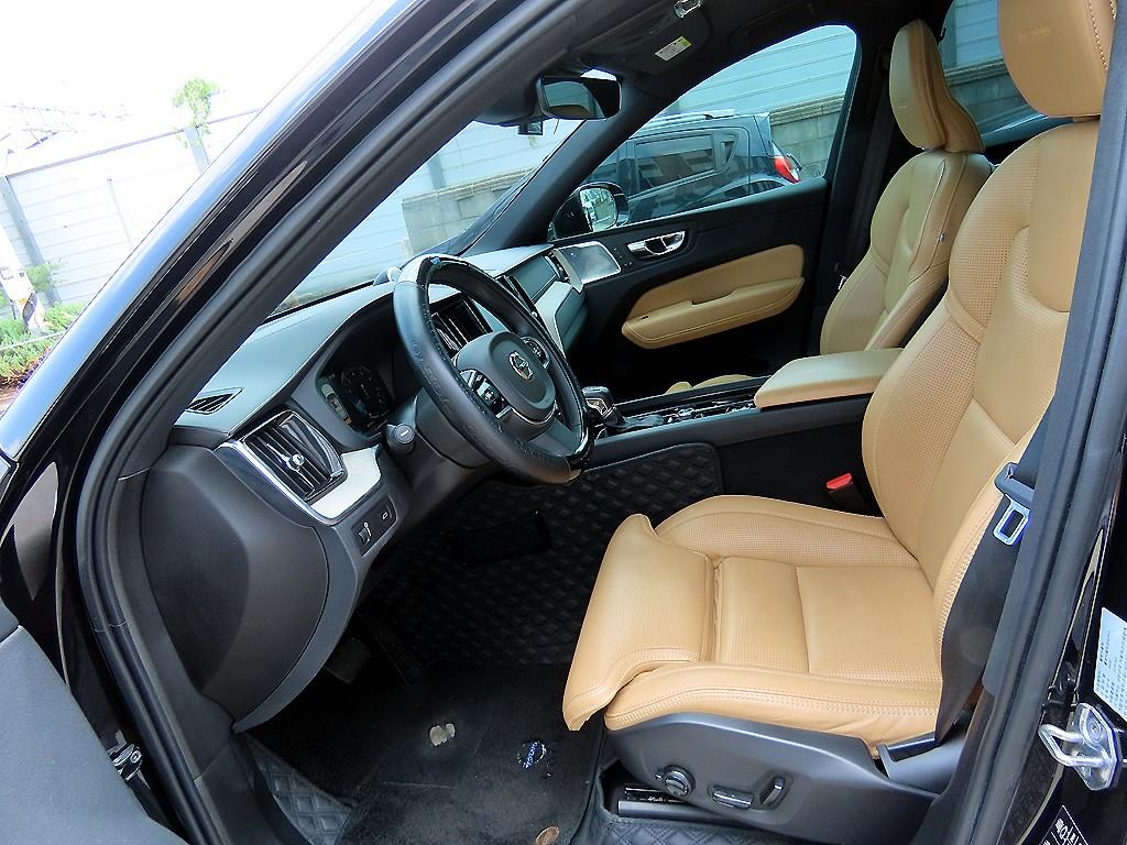 Volvo XC60 - Vista 5