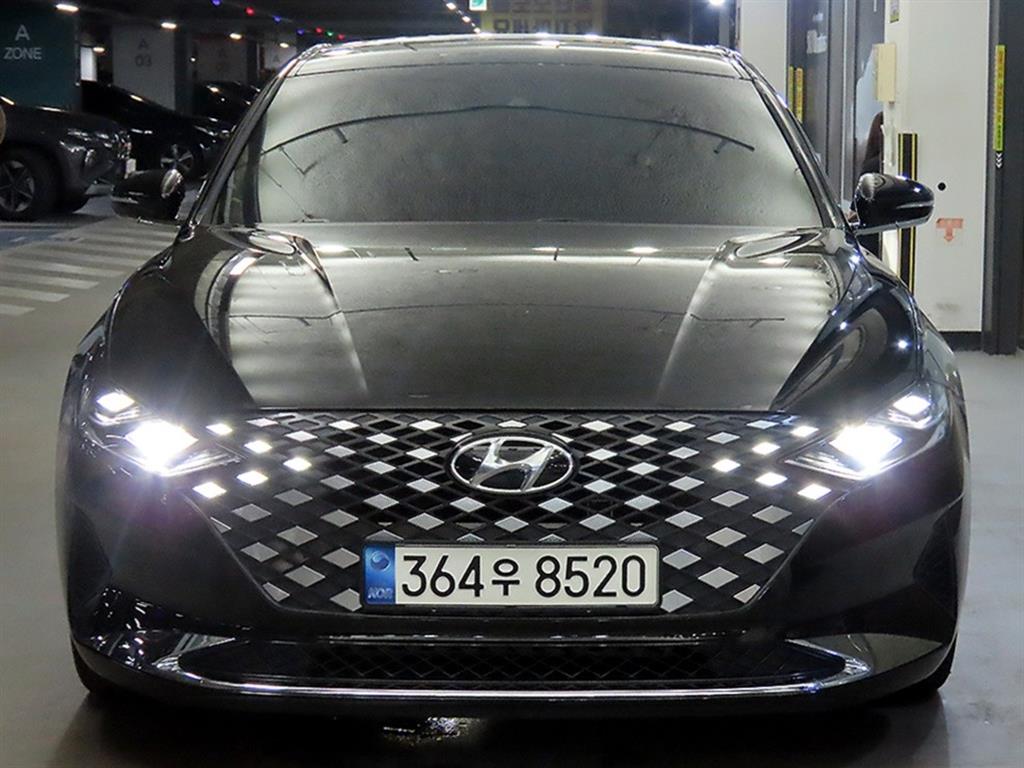 HYUNDAI Grandeur - Vista 2