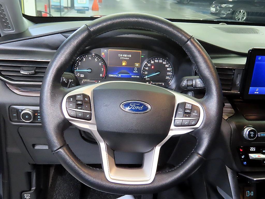 Ford Explorer - Vista 8
