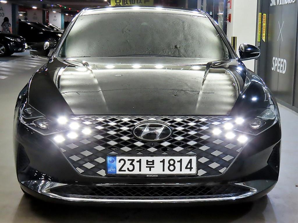 HYUNDAI Grandeur - Vista 2