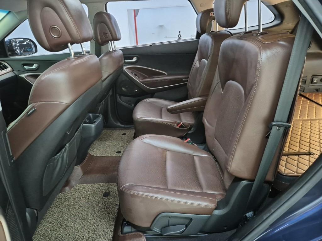 HYUNDAI Maxcruz - Vista 12