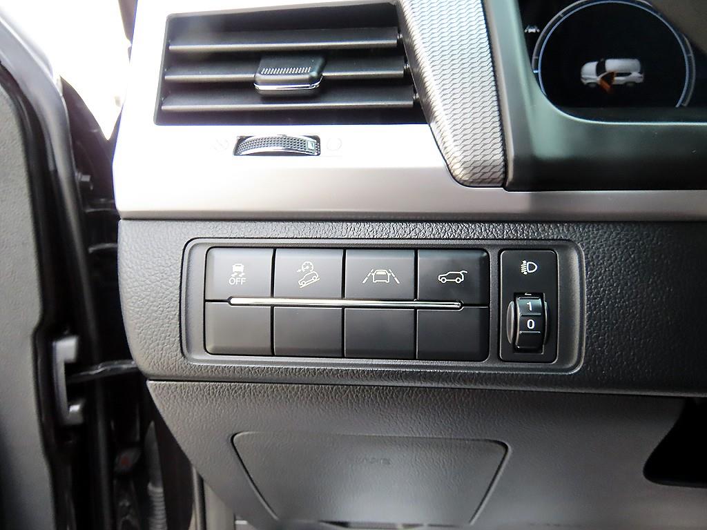 Ssangyong Rexton - Vista 12