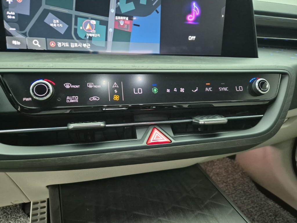 KIA K8 - Vista 10