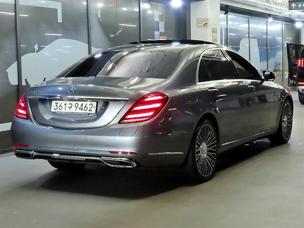 Mercedes Benz S Class - Vista 4