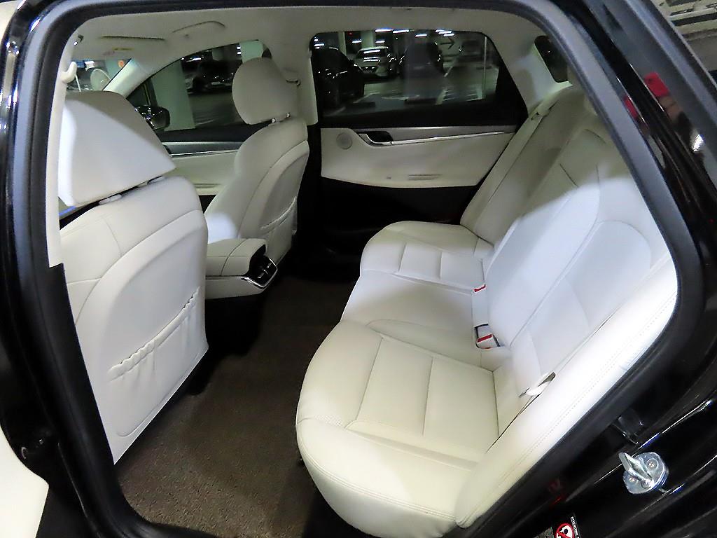 HYUNDAI Grandeur - Vista 7