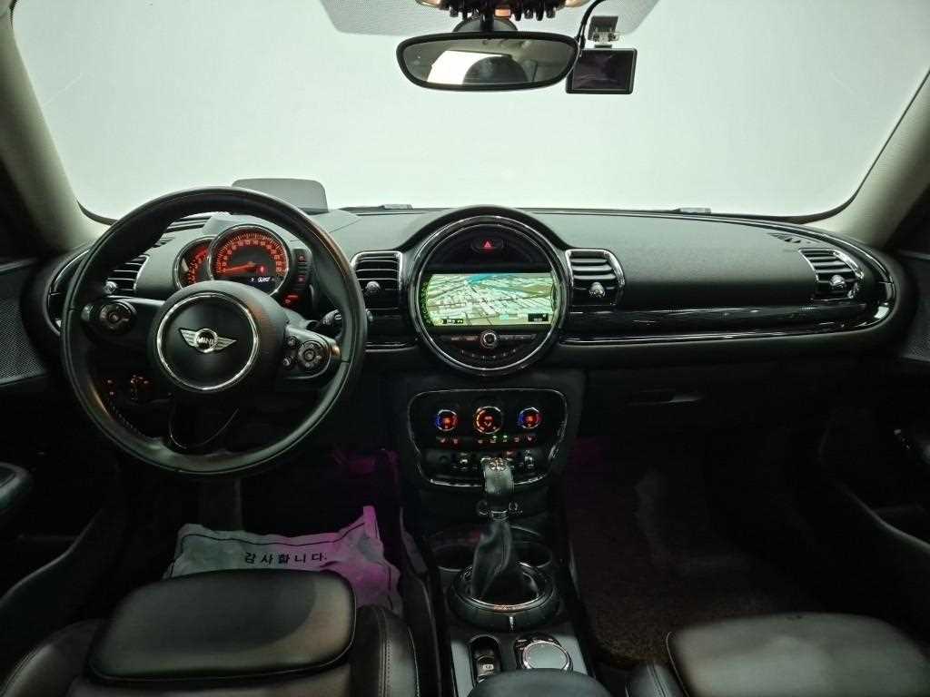 Mini Clubman - Vista 7