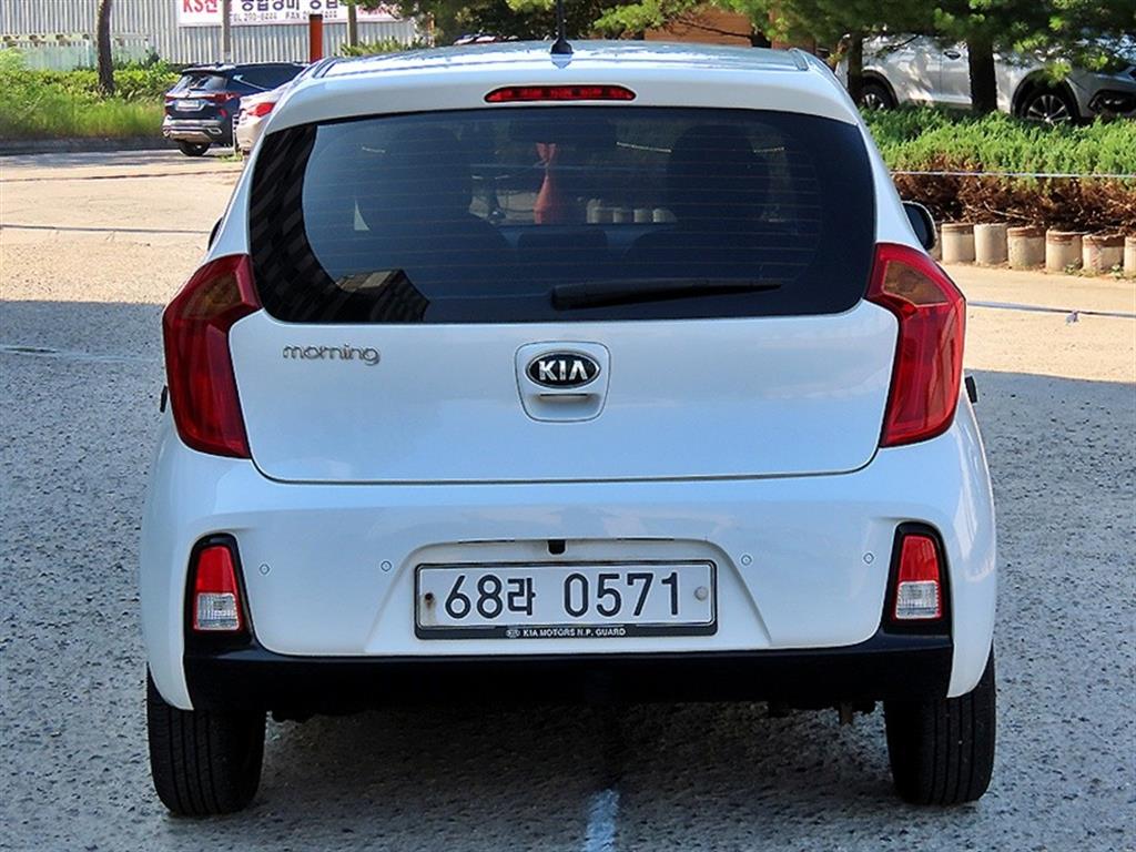 KIA Morning - Vista 4