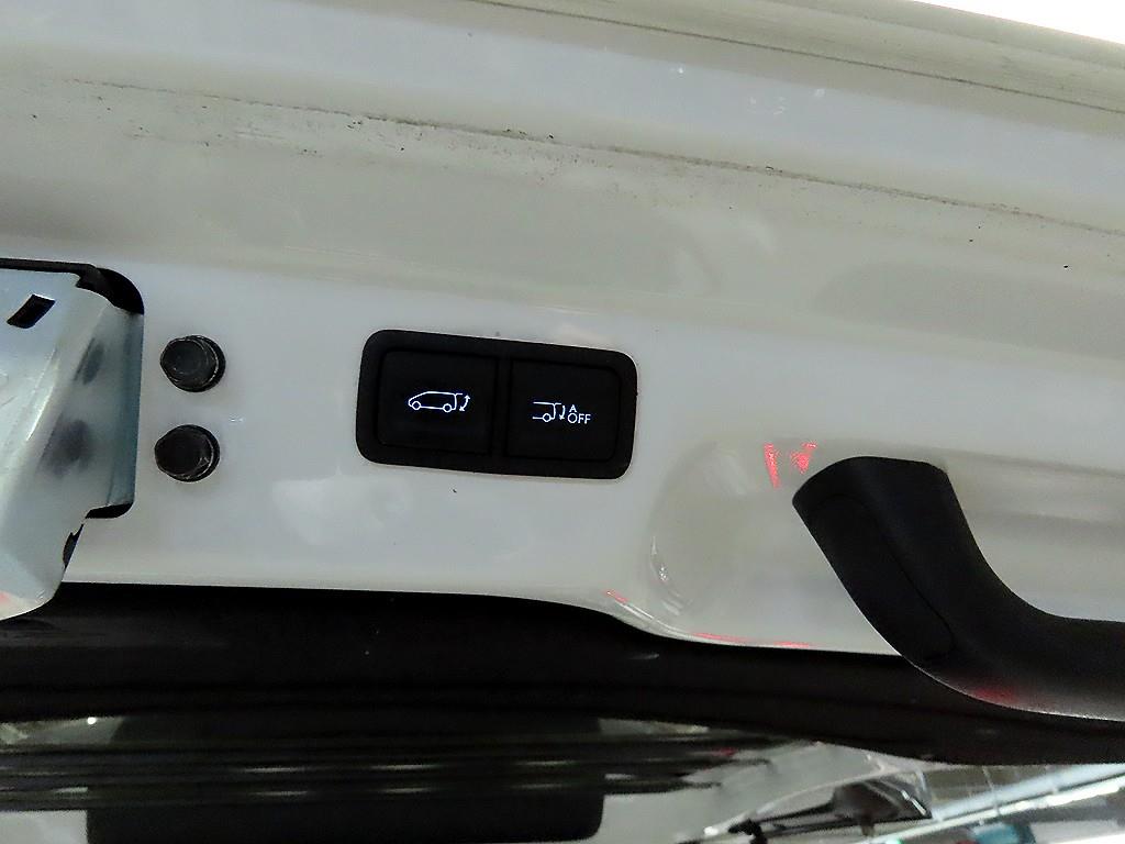 HYUNDAI Staria 2022 Blanco - Importación desde Corea - HF Imports Iquique - Foto 16