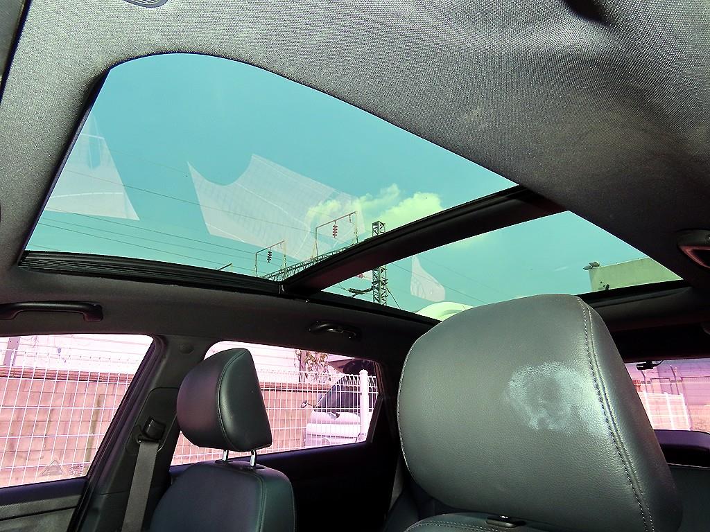 KIA Carens 2015 Negro - Importación desde Corea - HF Imports Iquique - Foto 17