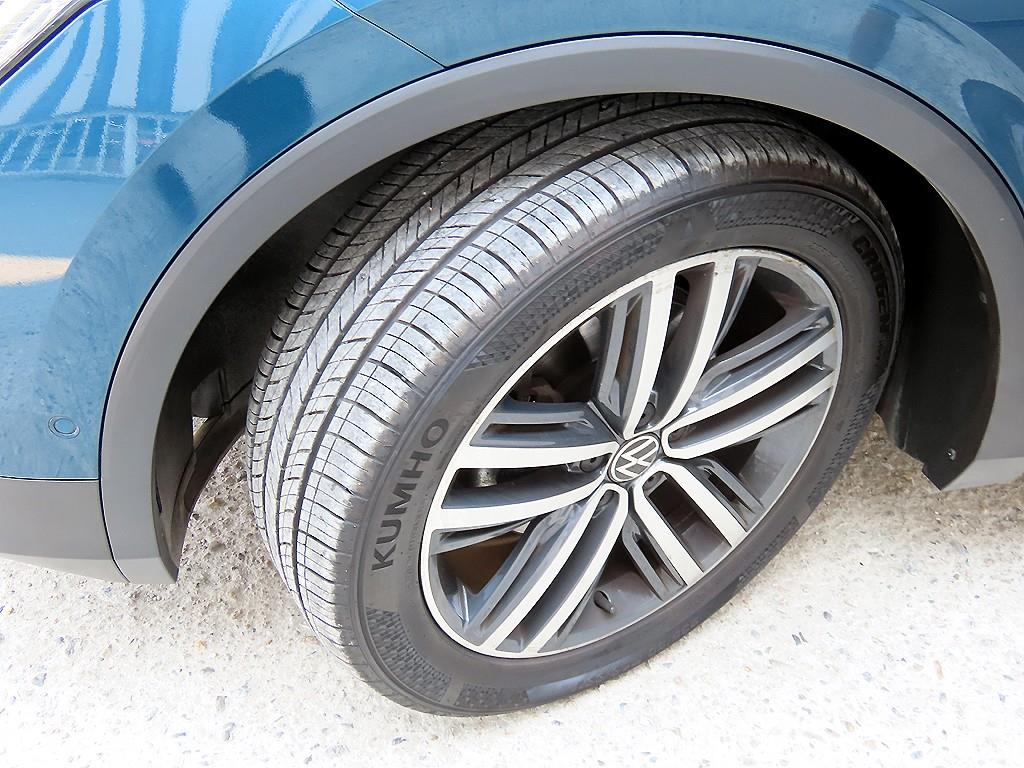 Volkswagen Tiguan 2022 Azul - Importación desde Corea - HF Imports Iquique - Foto 20