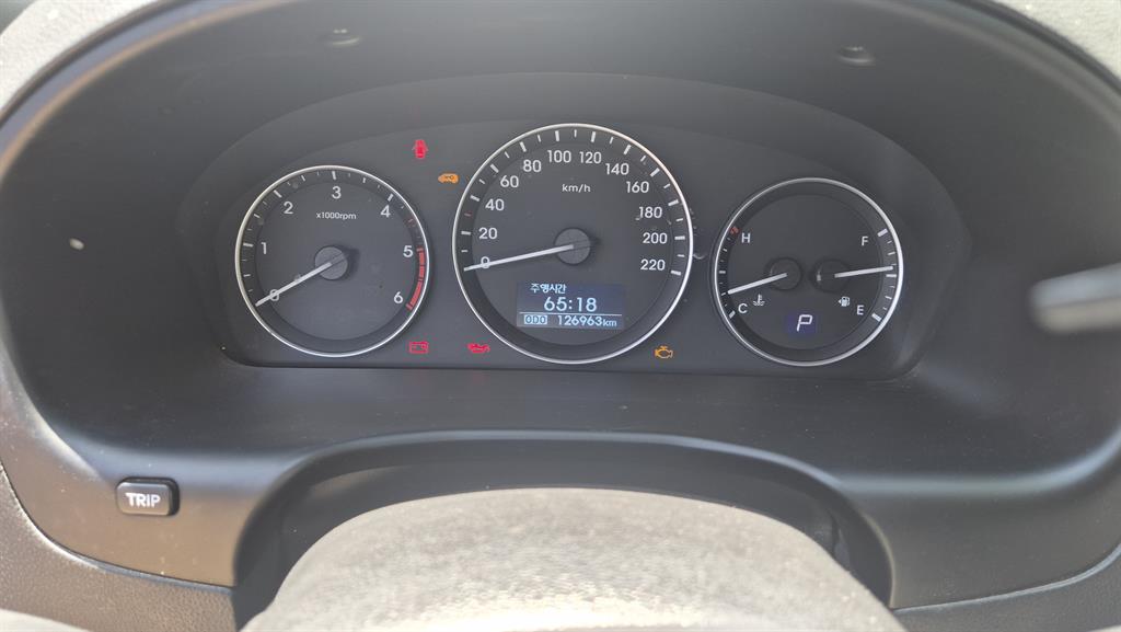 HYUNDAI Starex - Vista 3