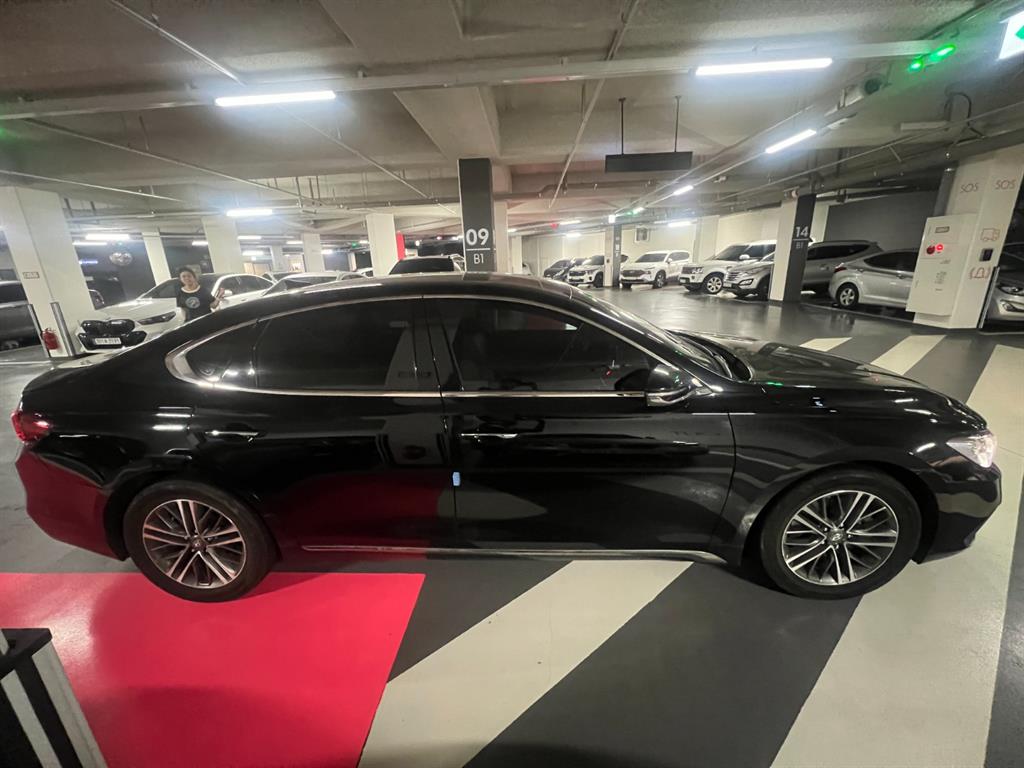 HYUNDAI Grandeur - Vista 4