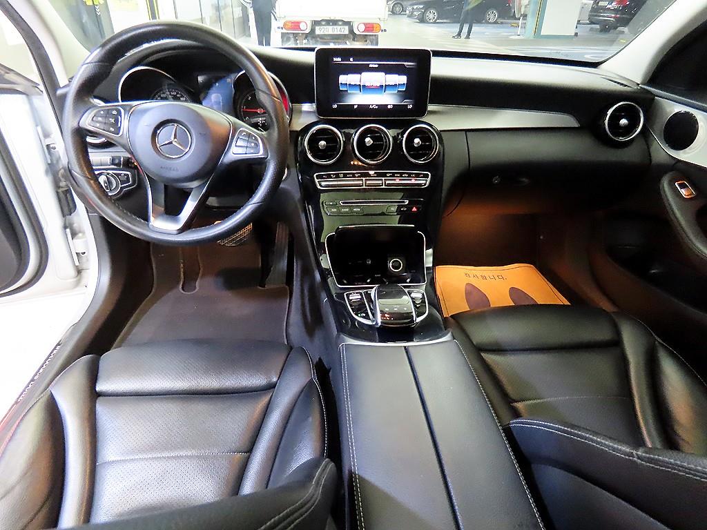 Mercedes Benz C Class - Vista 10
