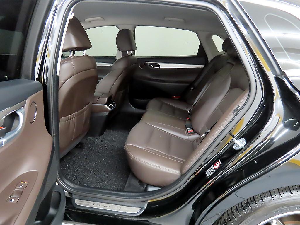 HYUNDAI Grandeur - Vista 6
