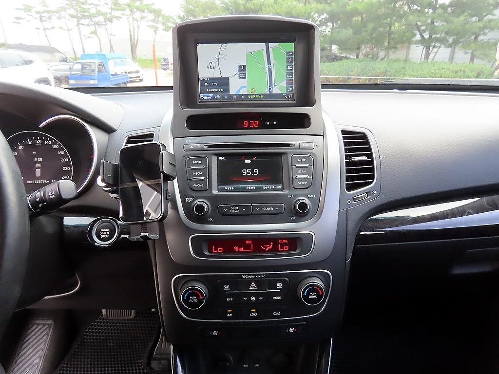 KIA Sorento - Vista 12