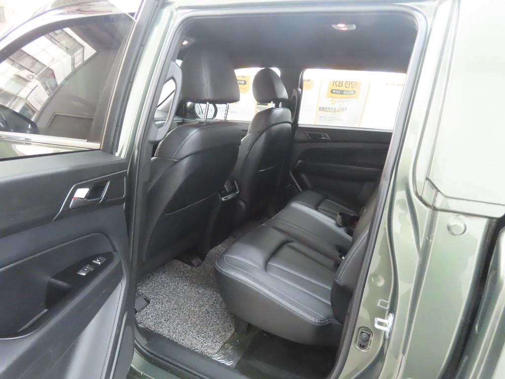 Ssangyong Rexton - Vista 6