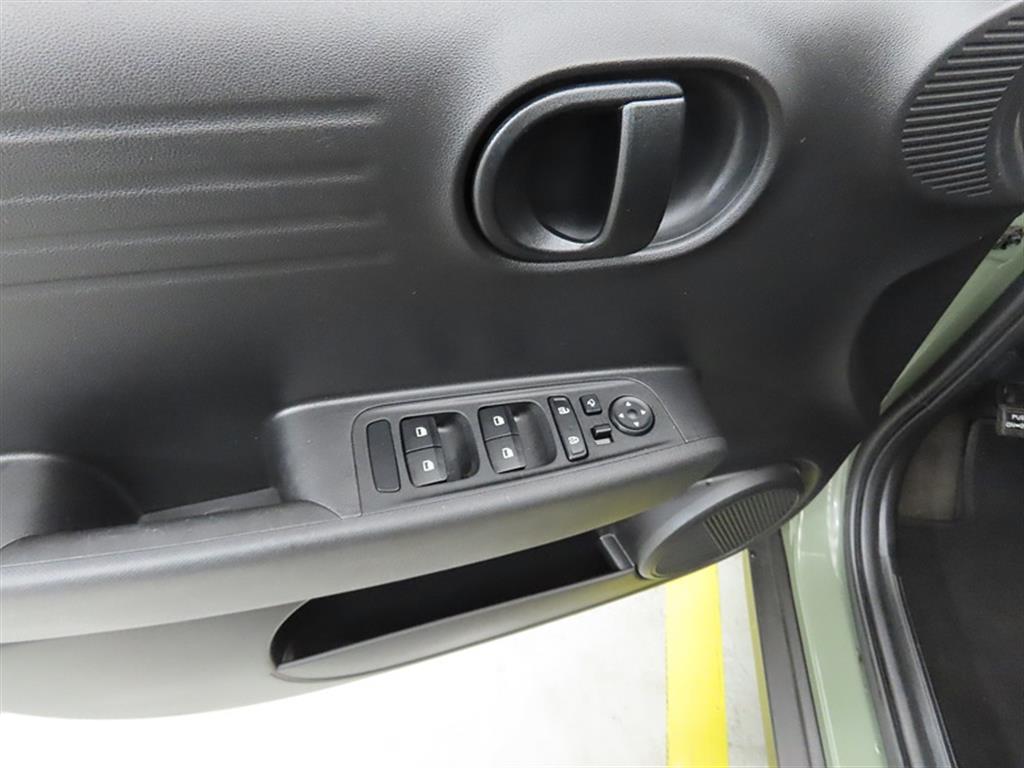 HYUNDAI Casper - Vista 11