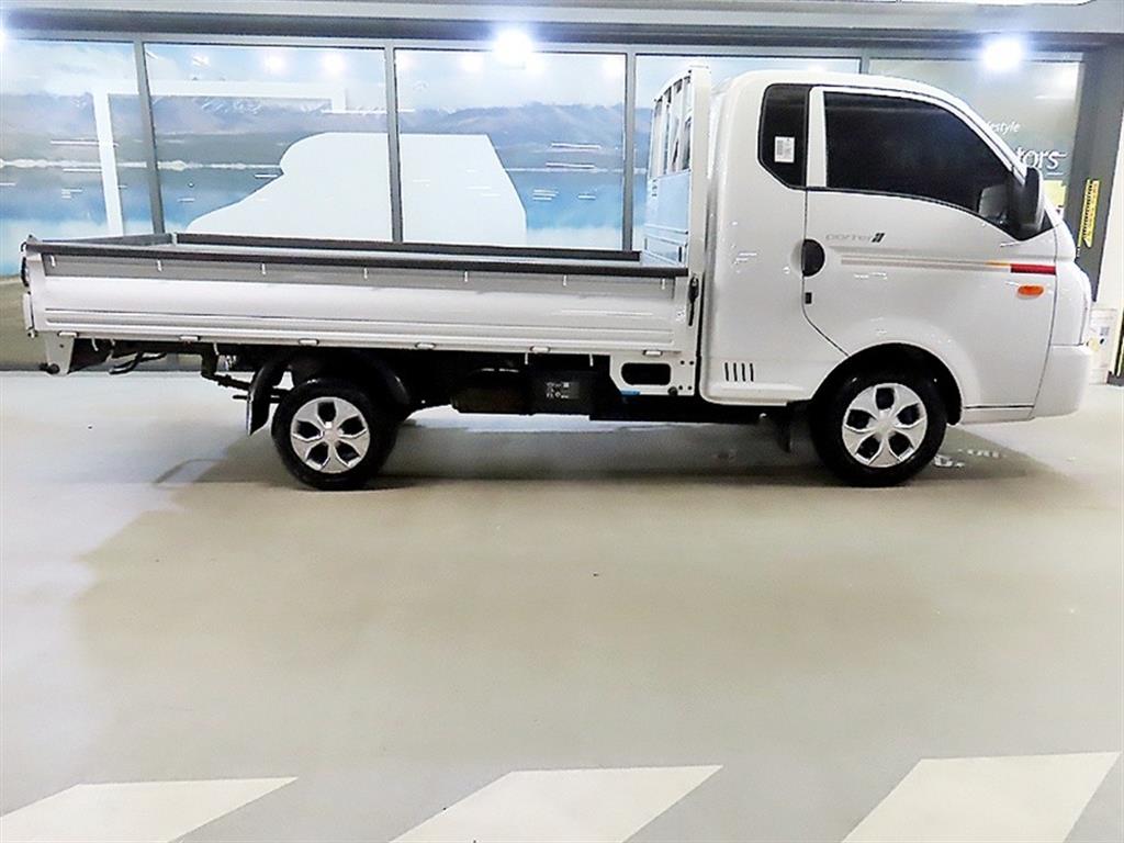 Small Truck Cargo (small) - Vista 3