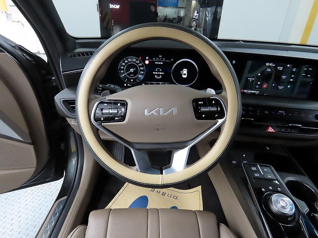 KIA K8 - Vista 9