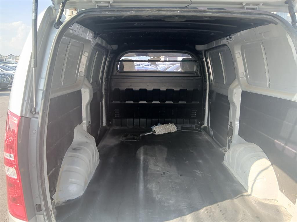 HYUNDAI Starex 2018 Plateado - Importación desde Corea - HF Imports Iquique - Foto 18