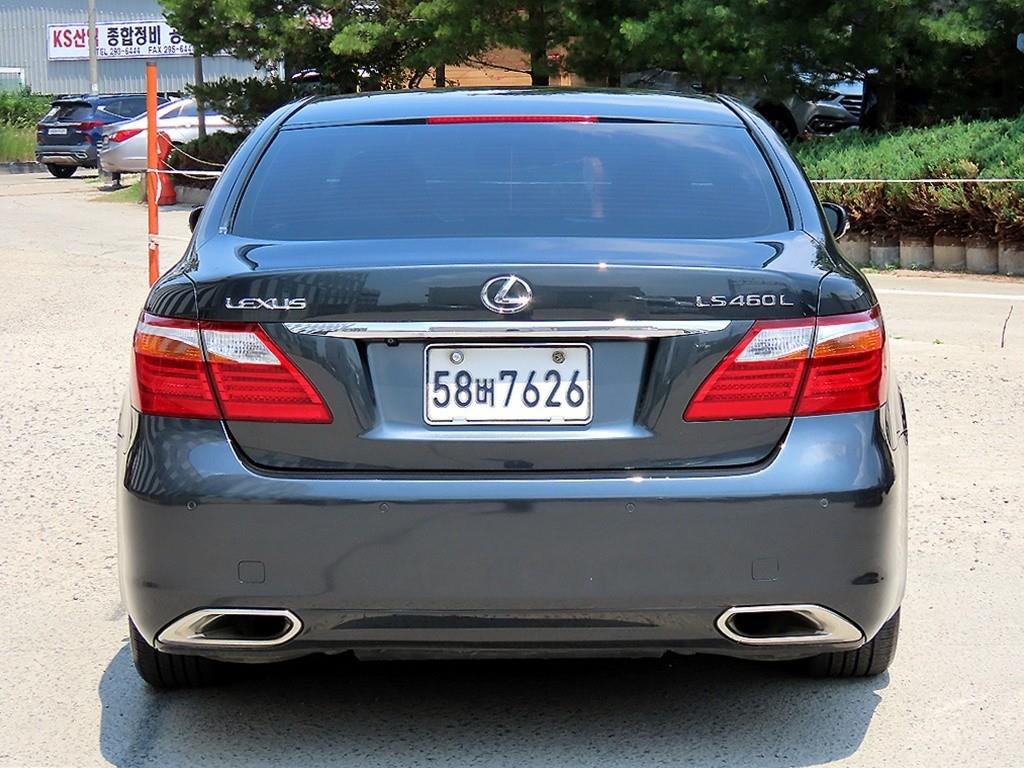 Lexus LS - Vista 4