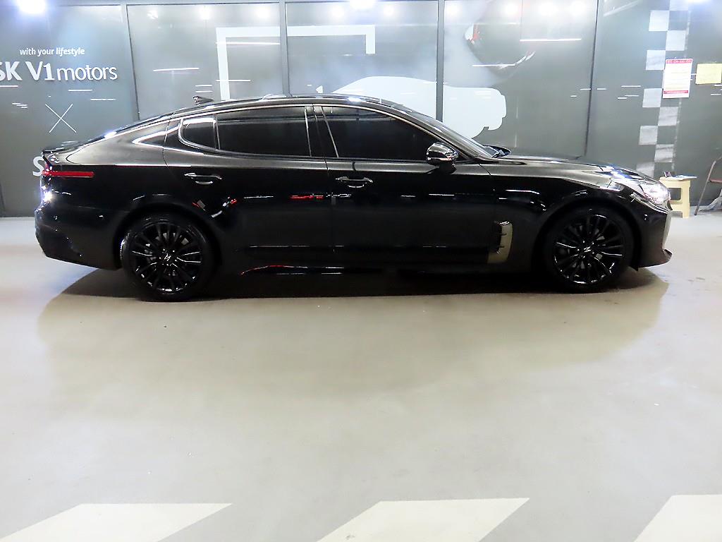 KIA Stinger - Vista 3