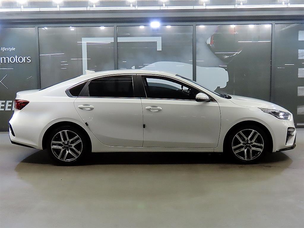 KIA K3 - Vista 3