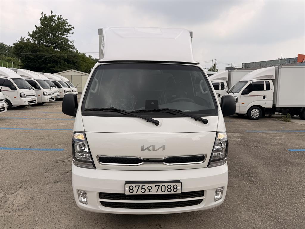 Small Truck Normal Box(High Deck) 2025 Blanco - Importación desde Corea - HF Imports Iquique - Foto 1