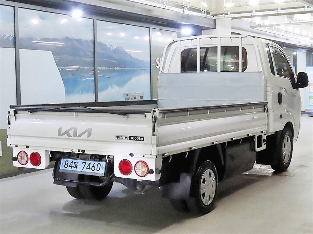 Small Truck Cargo (small) - Vista 4