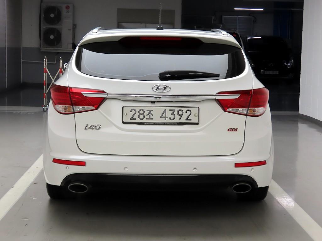 HYUNDAI i40 - Vista 3