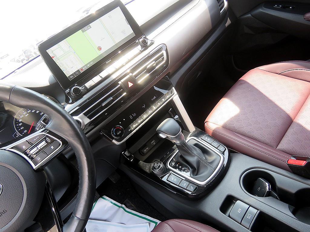 KIA Seltos - Vista 11