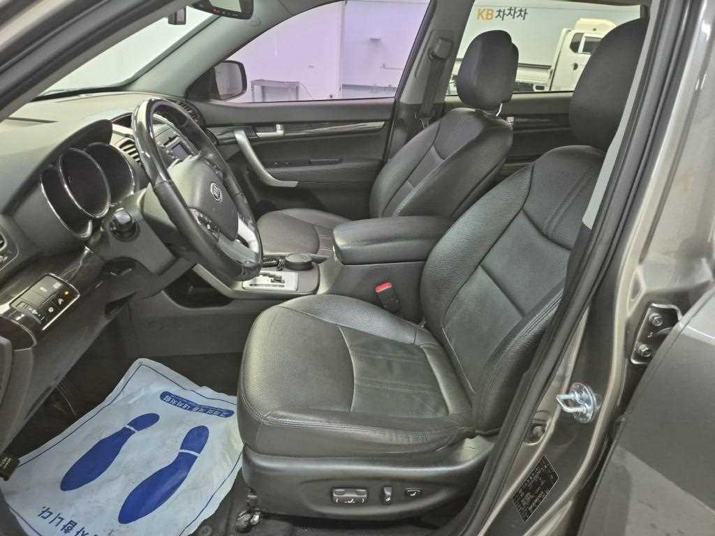 KIA Sorento - Vista 11