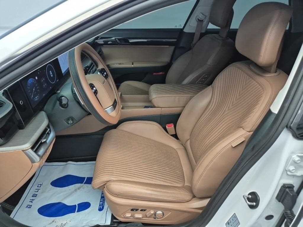 HYUNDAI Grandeur - Vista 11