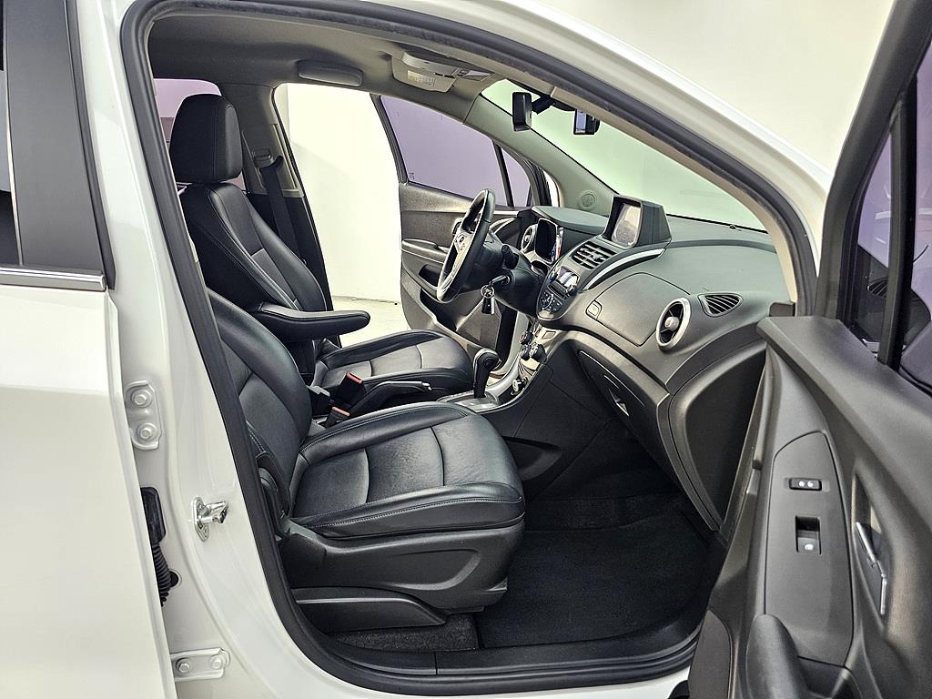 Chevrolet Trax - Vista 11