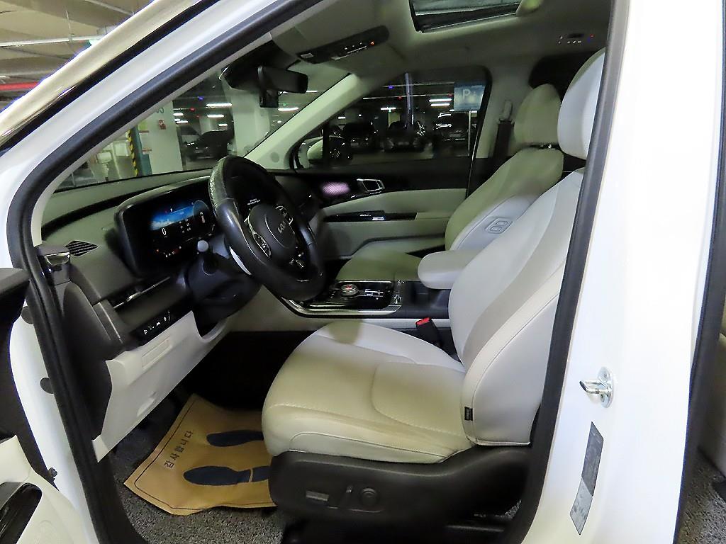 KIA Carnival - Vista 6