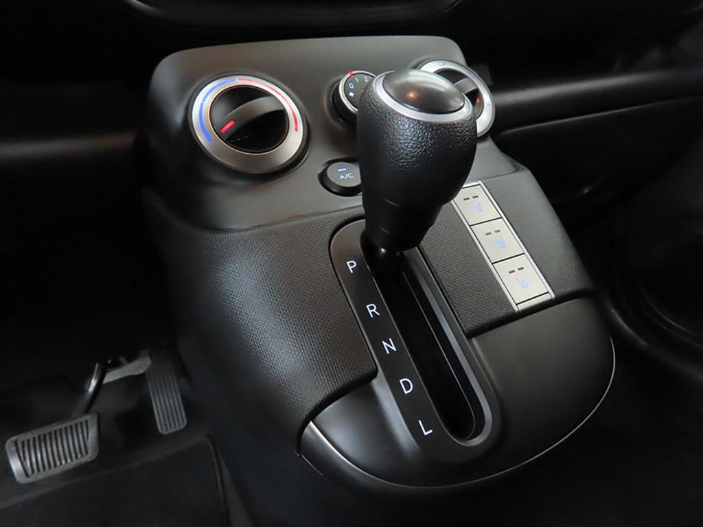 HYUNDAI Casper - Vista 10