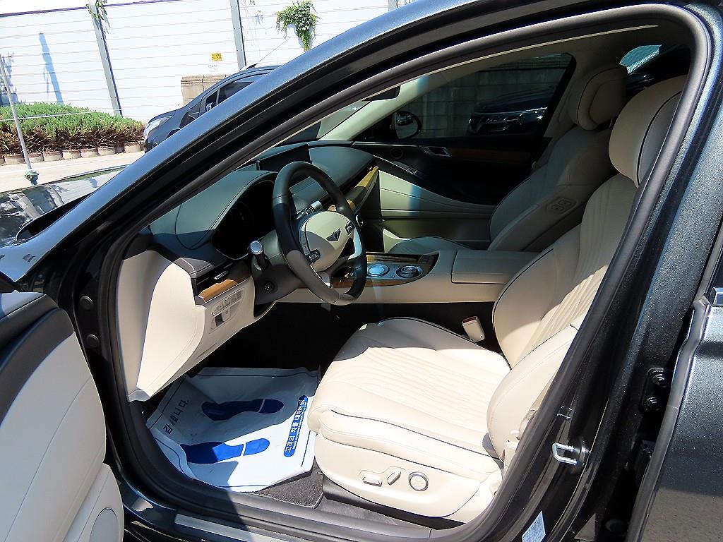 Genesis G80 - Vista 5