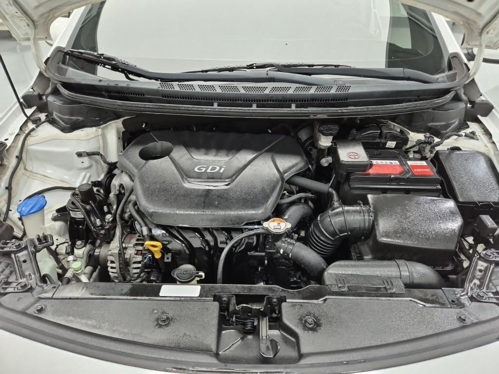 KIA K3 - Vista 5
