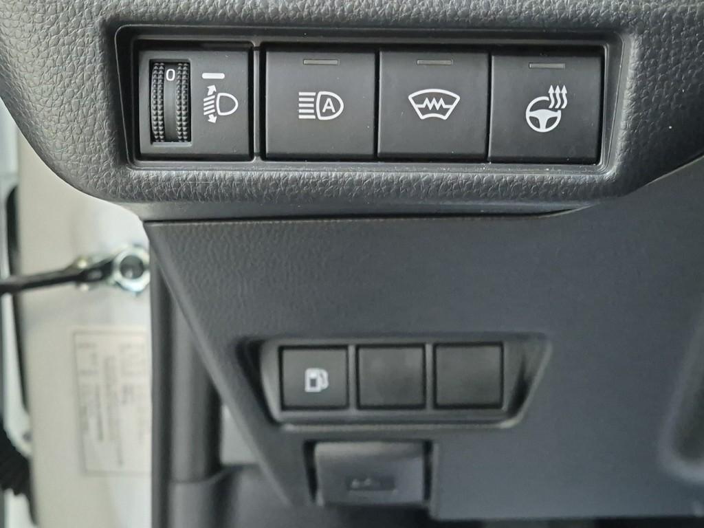 Toyota Prius 2024 Blanco - Importación desde Corea - HF Imports Iquique - Foto 18